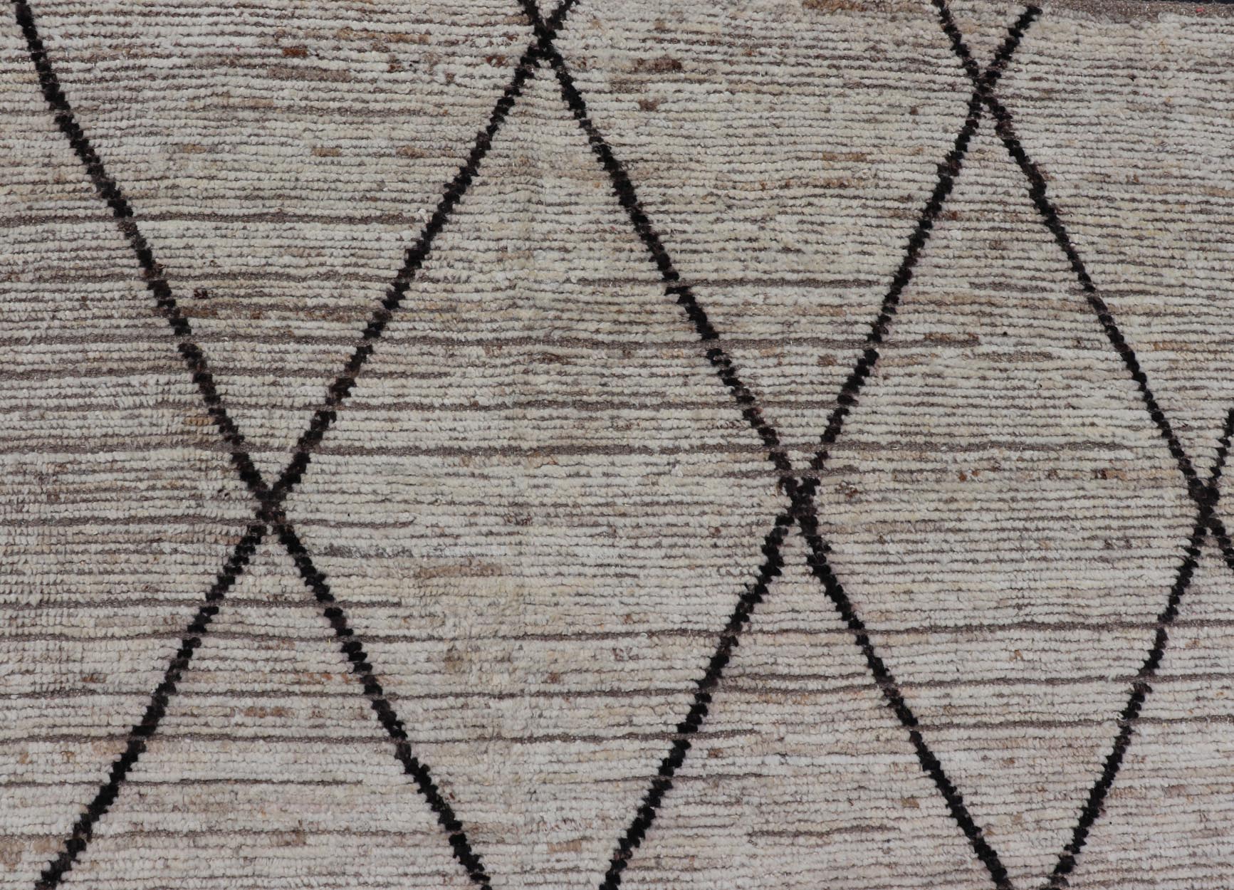 Modern Casual Hand - Knotted in Wool With Black and White in Modern Design. Country of Origin: Afghanistan Type: Modern Casual Keivan Woven Arts; rug AAR - 1004 / Design: Abstract, Sub - Geometric Key Words: Authentic Modern Casual, Abstract Rug, Abstrac... - Keivan Woven ArtsAAR - 1004 - 23882Rug