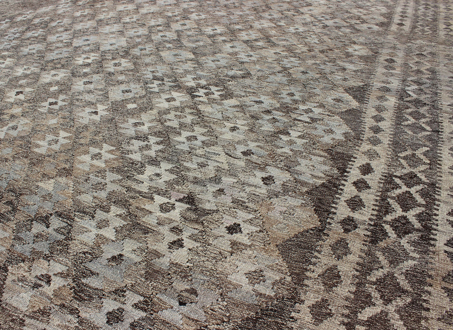 Modern Tribal Afghan Kilim. Measures: 10 x 13. This silver - grey colored piece features a design that evokes an easy vibe, perfect for any modern interior as well as any Classic interiors with a Minimalist floor design. This versatile rug could al... - Keivan Woven ArtsABT - 8120832 - 8489Rug