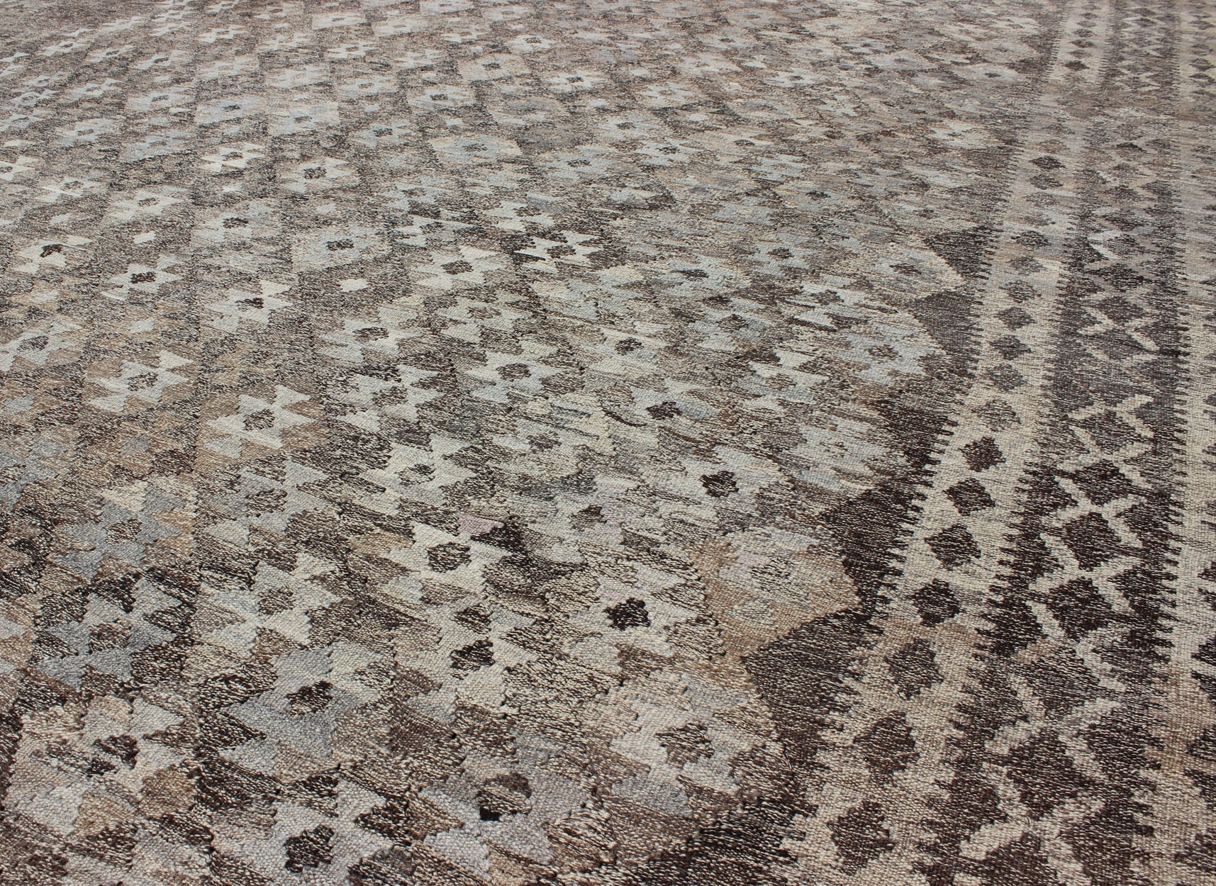 Modern Tribal Afghan Kilim. Measures: 10 x 13. This silver - grey colored piece features a design that evokes an easy vibe, perfect for any modern interior as well as any Classic interiors with a Minimalist floor design. This versatile rug could al... - Keivan Woven ArtsABT - 8120832 - 8489Rug