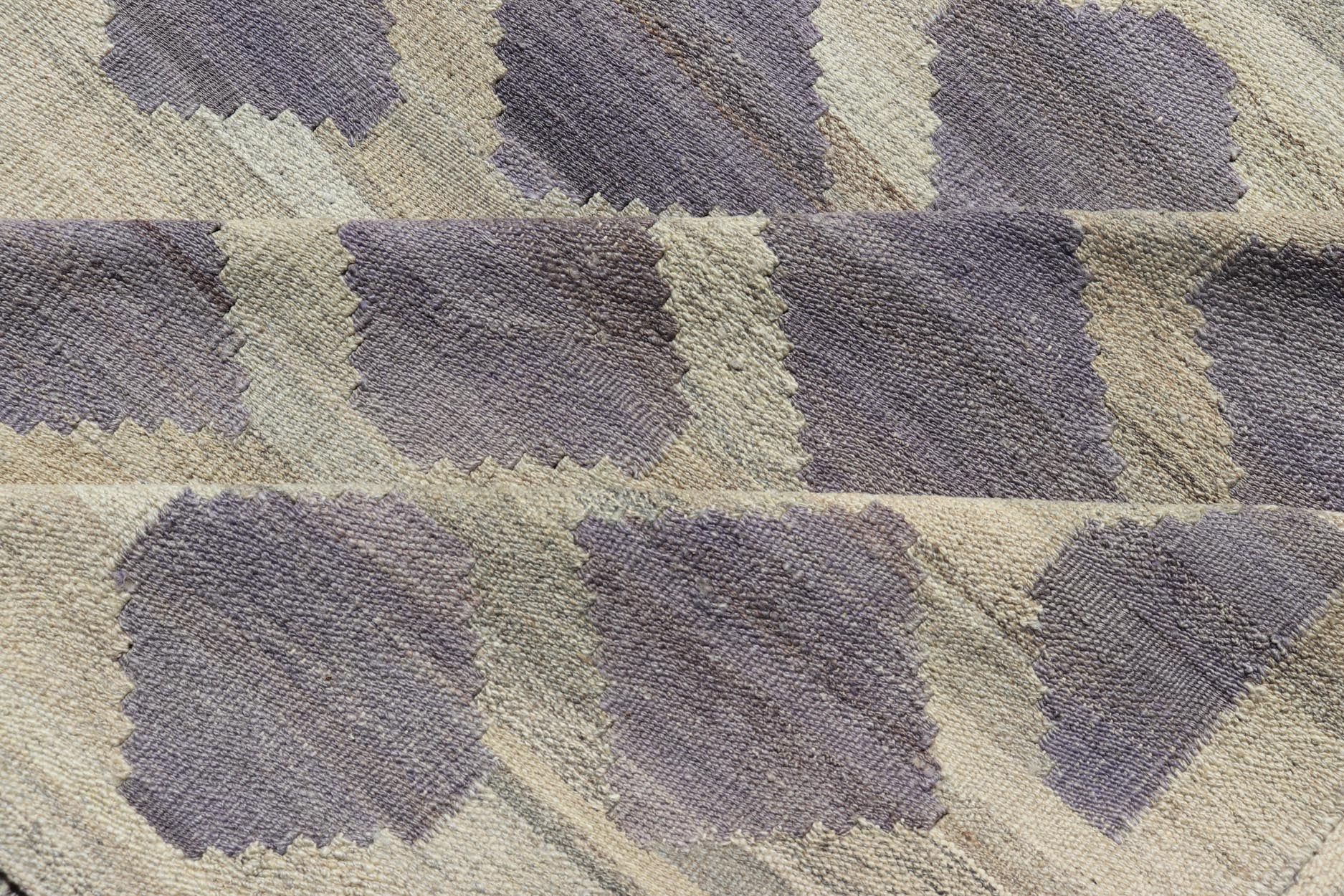 Modern Hand - Woven Flatweave Kilim in Wool with All - Over Geometric Diamond Design This flat - weave kilim has been hand - woven. The rug features a modern all - over geometric diamond design, rendered in shades of lavender, cream and brown; making this... - Keivan Woven ArtsAFG - 128 - 19694Rug