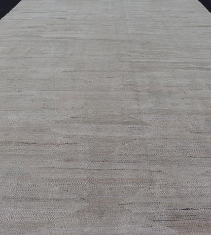 Large Modern Kilim Gallery Runner in Neutral Cream with Free Flowing Design. Flat - weave Kilim gallery runner with modern design , Keivan Woven Arts/ rug AFG - 27581, country of origin / type: Afghanistan / Kilim Measures: 5'3 x 15'7 This ... - Keivan Woven ArtsAFG - 27581 - 13962Rug