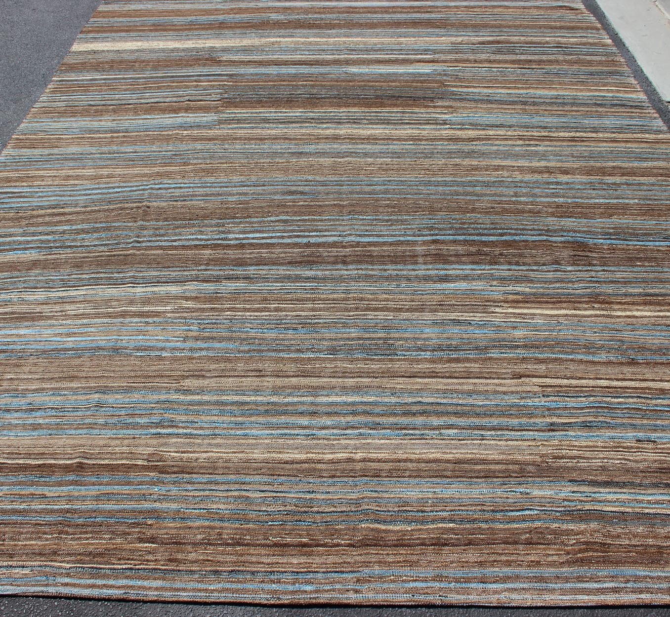 Blue and Brown Flat - Weave Kilim for Modern interiors or Classic Design Versatile flat - weave Kilim for a Modern interiors as well as casual interiors or any Classic design Flat - weave Kilim rug, rug afg - 27812, country of origin / type: Afghanis... - Keivan Woven ArtsAFG - 27812 - 11787Rug