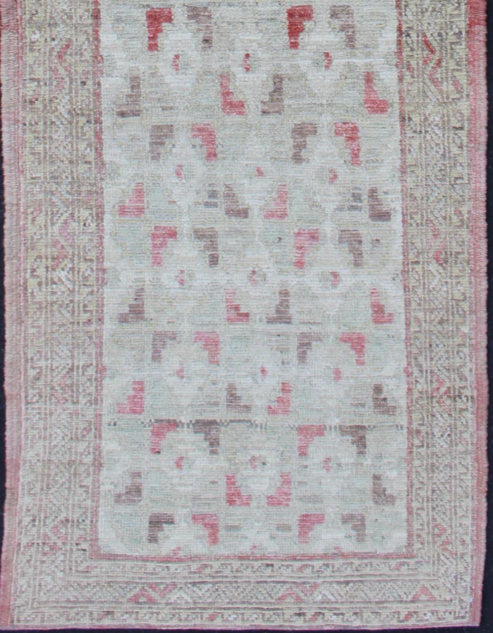 Hand Knotted Cream and Coral Colored Casual Modern Runner in Khotan All - Over Design Modern piled rug with all - over design in coral and cream modern rug, rug AFG - 28973, country of origin / type: Afghanistan / Piled, condition: new This bra... - Keivan Woven ArtsAFG - 28973 - 11879Rug