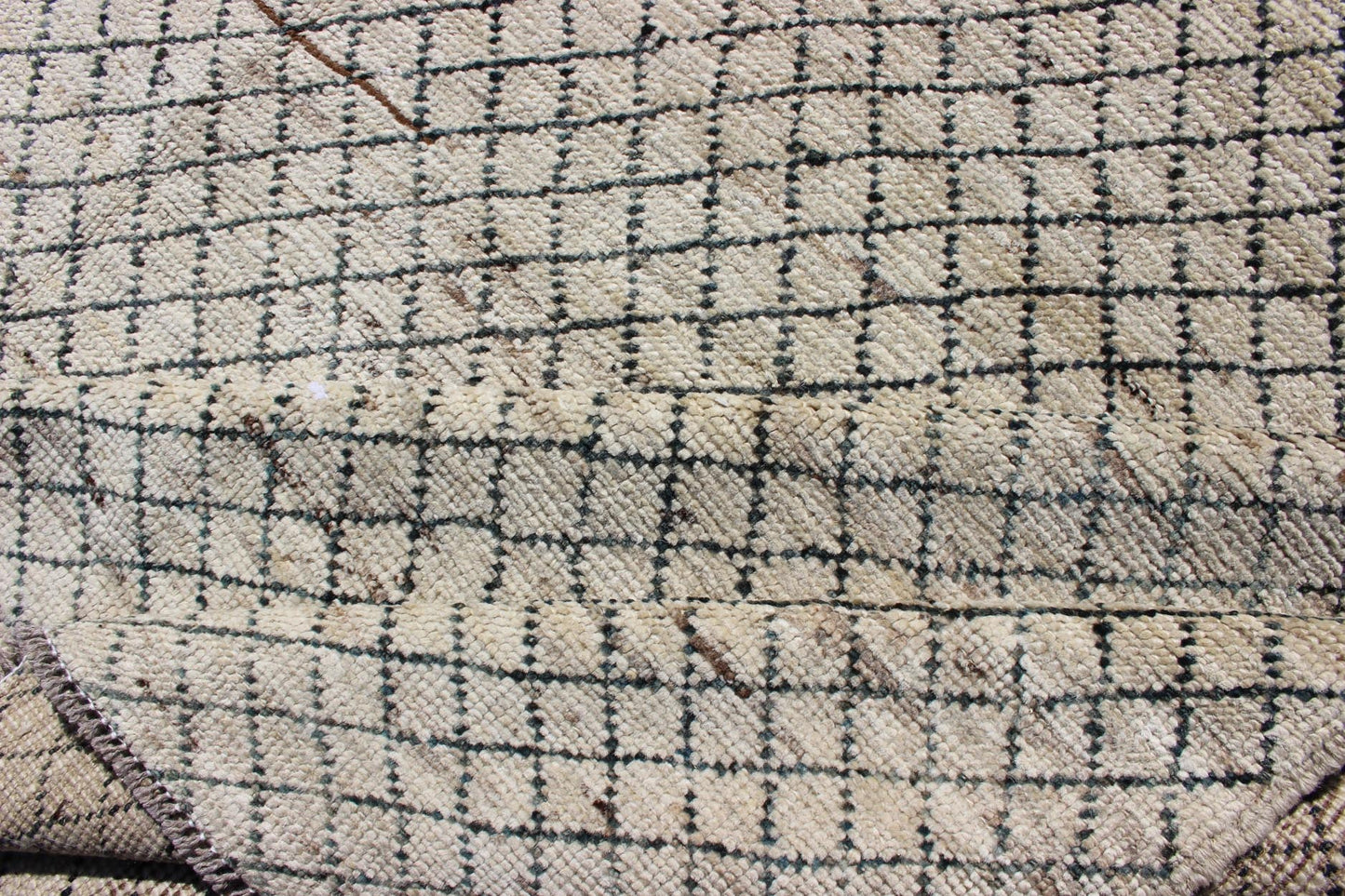 Allover Modern Rug Subdued Design in Muted Tones Neutral tone rug with Moroccan free - flowing tribal design, rug afg - 29651, country of origin / type: Afghanistan / The subdued design of this piled rug makes it perfect for modern and casu... - Keivan Woven ArtsAFG - 29651 - 11549Rug