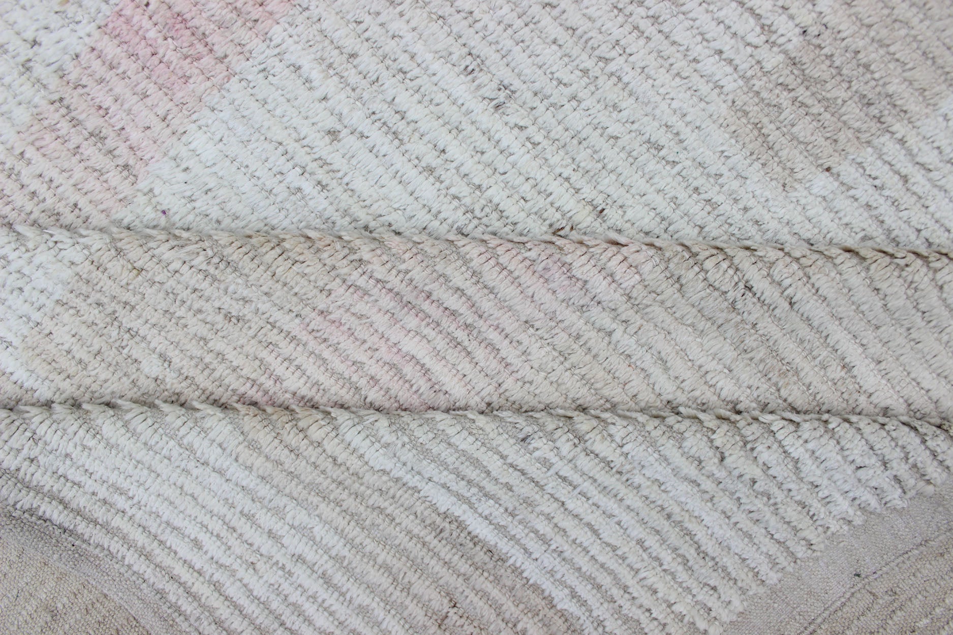 Modern Afghanistan Rug with All - Over Modern Pattern Neutral tone rug with Moroccan free - flowing modern design, rug AFG - 33300, country of origin / type: Afghanistan The subdued design of this piled rug makes it perfect for modern and casua... - Keivan Woven ArtsAFG - 33300 - 13226Rug