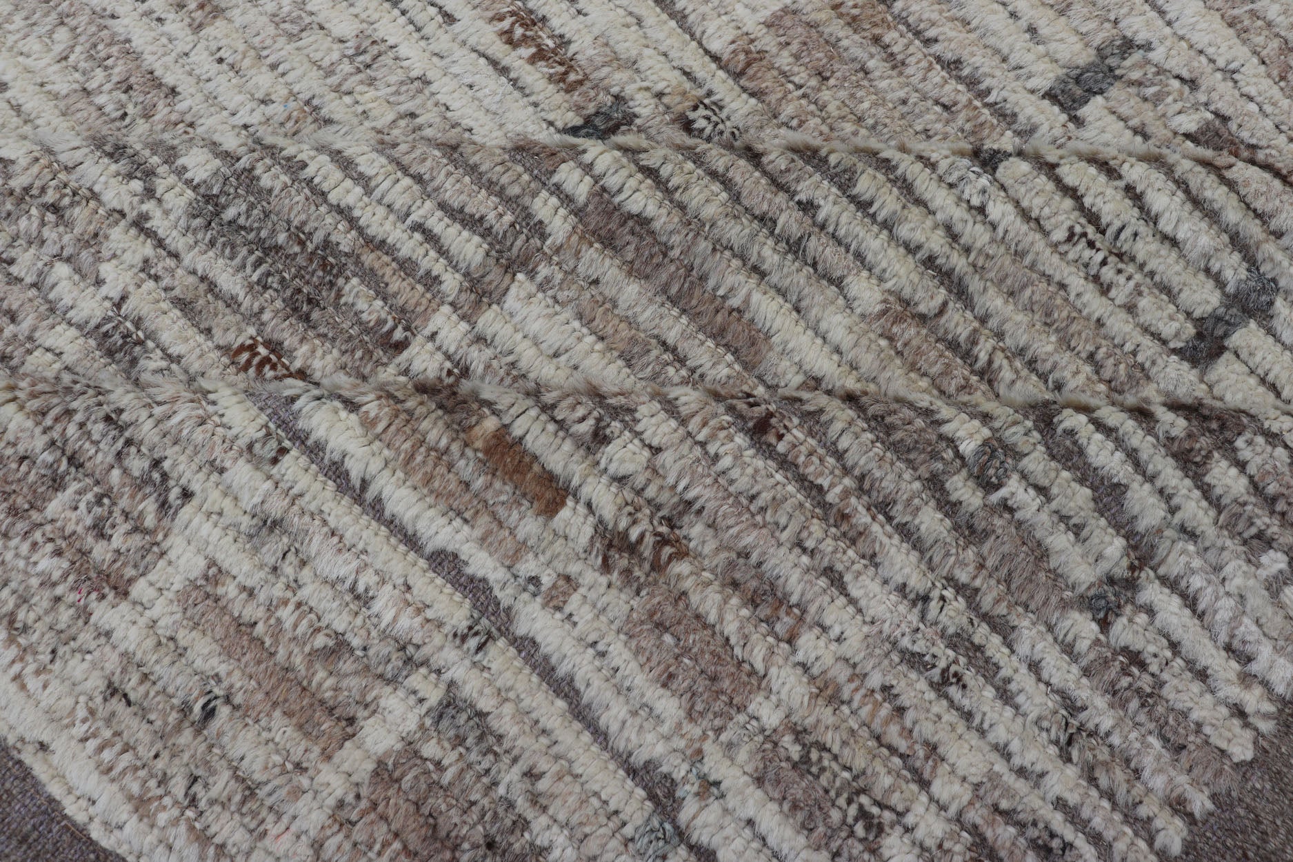 Modern Afghanistan Rug with All - Over Design in Muted Tones of Cream, Gray, Taupe Measures:9'7 x 12. Neutral tone rug with free - flowing tribal design in shades of taupe, cream, and grays. Modern Moroccan Rug with All - Over Design in Muted Tones... - Keivan Woven ArtsAFG - 36107 - 6258 - 16754Rug