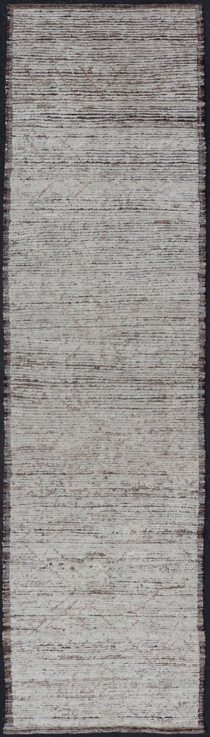 Modern Casual Piled Runner in White & Brown Colors and Minimalist Design. Modern piled runner with ivory/creamy color and variation faint blush accents, rug AFG - 36111, country of origin / type: Afghanistan / Piled, condition: new This Minimal... - Keivan Woven ArtsAFG - 36111 - 5779 - 16772Rug