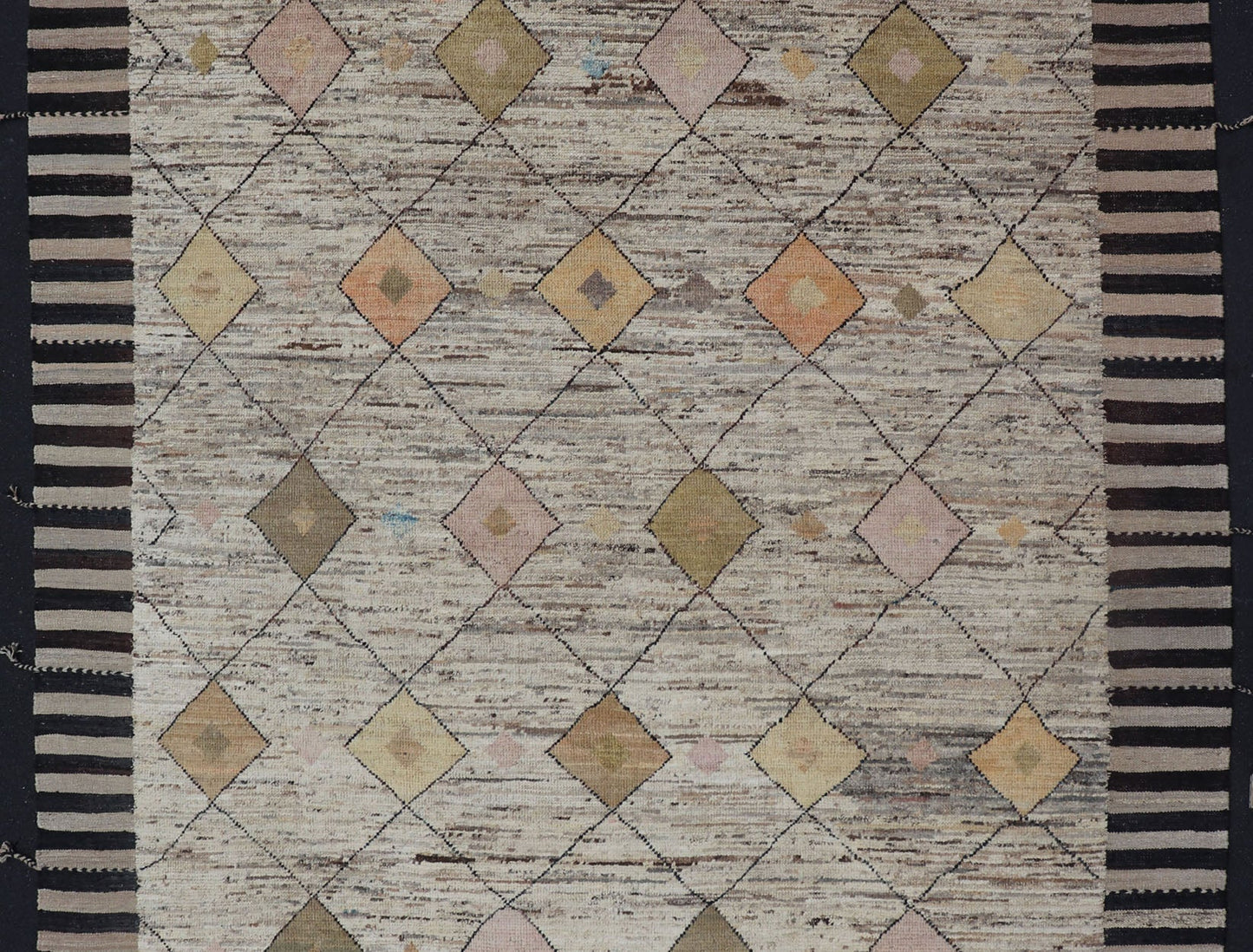Modern Hand Knotted Moroccan Diamond Pattern in With Tribal Motifs Cream, soft gold, andbrown rug with modern casual design and natural wool, Keivan Woven Arts/rug AFG - 36095, country of origin / type: Afghanistan / Modern, Modern Casual ... - Keivan Woven ArtsAFG - 36118 - 5728 - 16796Rug