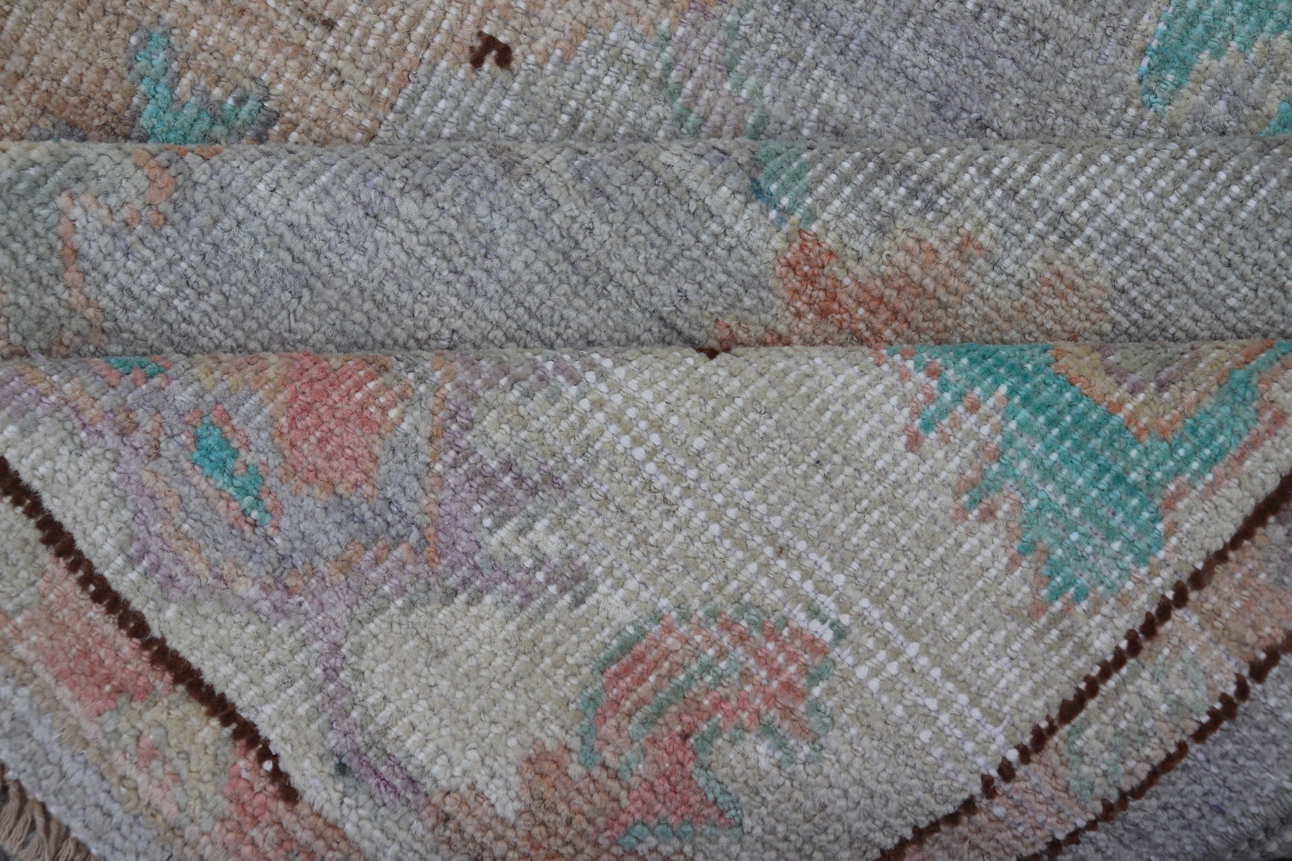 Measures: 4'2 x 6'0 Afghan Keivan Woven Art Oushak with Soft Floral Motifs on Light Cream Background. Keivan Woven Arts; rug AFG - 39441 Country of Origin: Afghanistan Type: Oushak Design: Floral. This grandiose Oushak features a showcasing i... - Keivan Woven ArtsAFG - 39441 - 18221Rug