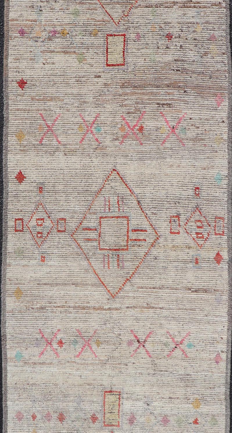 Modern Hand - Knotted Runner in Wool with Sub - Geometric Design in Multicolor This modern casual tribal rug has been hand - knotted. The rug features a modern sub - geometric diamond design, replete with various motifs in multicolor, making this rug a... - Keivan Woven ArtsAFG - 39544 - 19544Rug