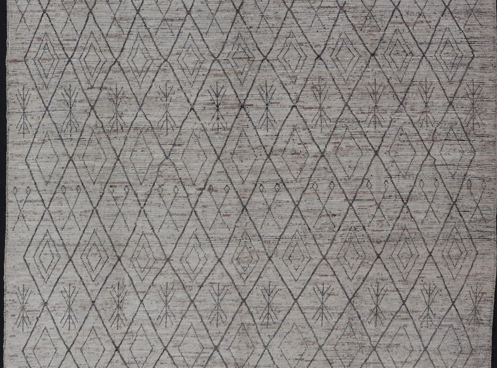 Modern Hand - Knotted Kilim in Wool with All - Over Sub - Geometric Diamond Design This modern casual tribal rug has been hand - knotted. The rug features a modern all - over sub - geometric diamond design, replete with various motifs, the entirety of the ... - Keivan Woven ArtsAFG - 39748 - 19514Rug