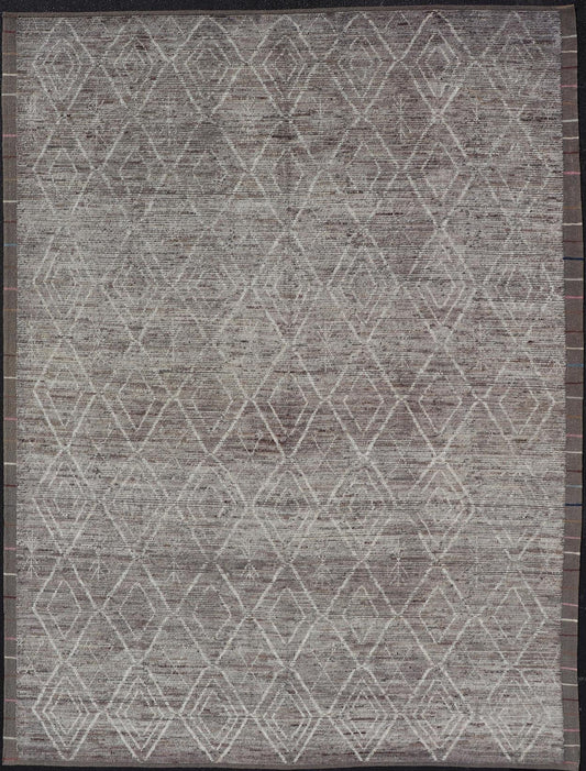 Modern Causal Contemporary Rug in Moroccan Design in Variegated Gray and Cream This modern casual rug has been hand - knotted. The rug features a geometric Moroccan diamond design, replete with various motifs gray and earthy tones; making this ru... - Keivan Woven ArtsAFG - 39771 - 19364Rug