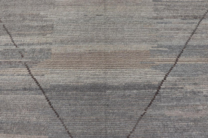Large Modern Hand - Knotted Rug with Moroccan Design in Earthy and Natural Tones This modern casual rug has been hand - knotted. The rug features a modern Moroccan sub - geometric design, composed of a centralized double diamond pattern; making this ... - Keivan Woven ArtsAFG - 39794 - 19532Rug