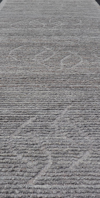 Modern Casual Runner Hand Knotted in Neutral Tones with Shades of Gray. Keivan Woven Arts rug AFG - 39819, country of origin / type: Afghanistan / Pile. Measures: 2'11 x 9'8 The subdued design of this runner makes it perfect for modern and casual ... - Keivan Woven ArtsAFG - 39819 - 21343Rug