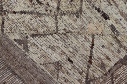Modern Hand - Knotted Rug in Wool with Sub - Geometric Interlocked Diamond Design This modern casual tribal rug has been hand - knotted. The rug features a modern sub - geometric all - over diamond design, rendered in multicolor, making this rug a superb ... - Keivan Woven ArtsAFG - 40829 - 19424Rug