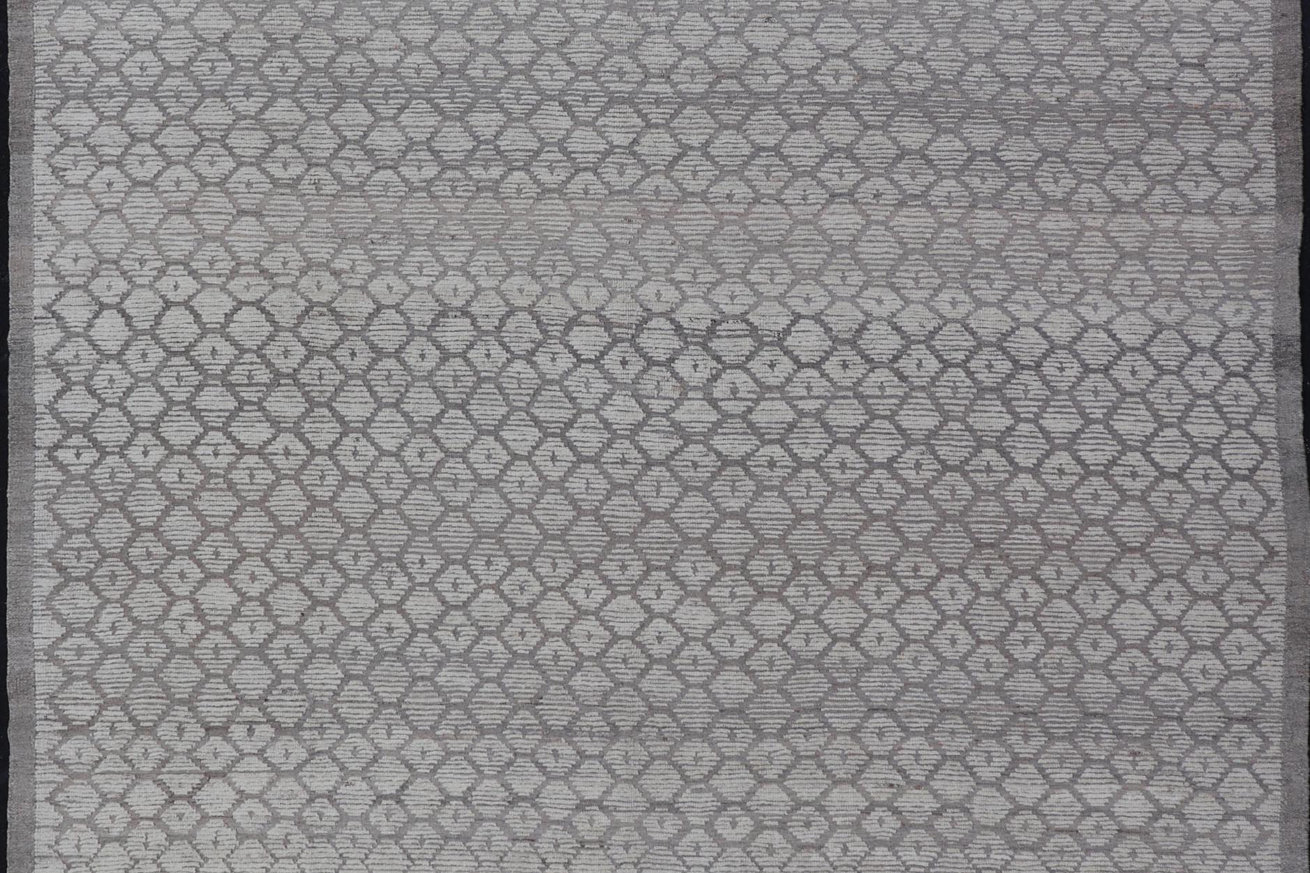 Modern Moroccan Hand - Knotted Rug with All - Over Sub - Geometric Hexagonal Design This modern casual Moroccan rug has been hand - knotted in wool. The rug features a modern all - over sub - geometric hexagonal design, rendered in various neutral tones; m... - Keivan Woven ArtsAFG - 40926 - 19796Rug