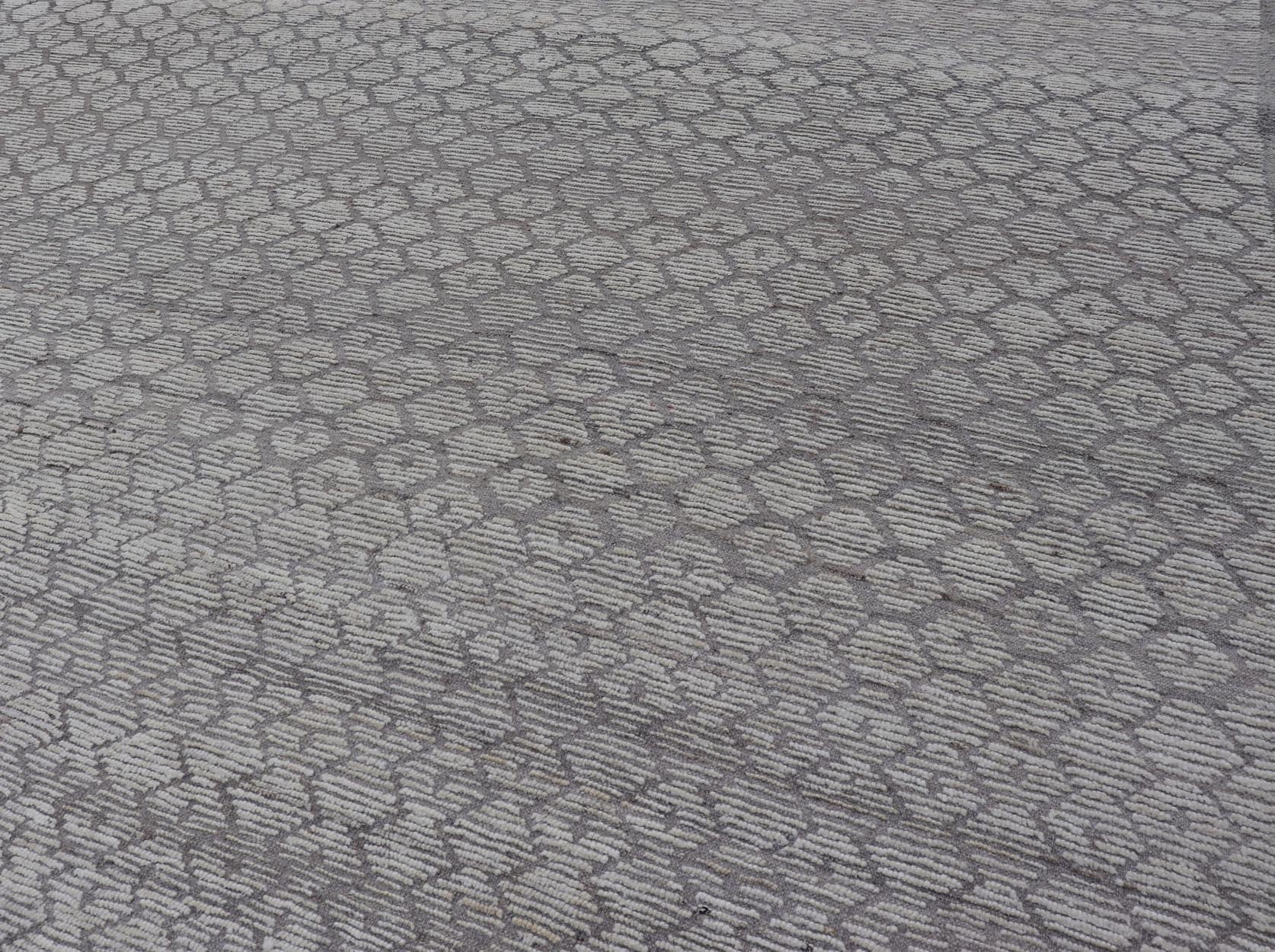 Modern Moroccan Hand - Knotted Rug with All - Over Sub - Geometric Hexagonal Design This modern casual Moroccan rug has been hand - knotted in wool. The rug features a modern all - over sub - geometric hexagonal design, rendered in various neutral tones; m... - Keivan Woven ArtsAFG - 40926 - 19796Rug