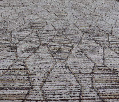 Modern Hand - Knotted Rug in Wool with Sub - Geometric Diamond Design in Earth Tones This modern casual tribal rug has been hand - knotted. The rug features a modern all - over sub - geometric diamond design, rendered in earthy tones, making this rug a s... - Keivan Woven ArtsAFG - 41004 - 19460Rug