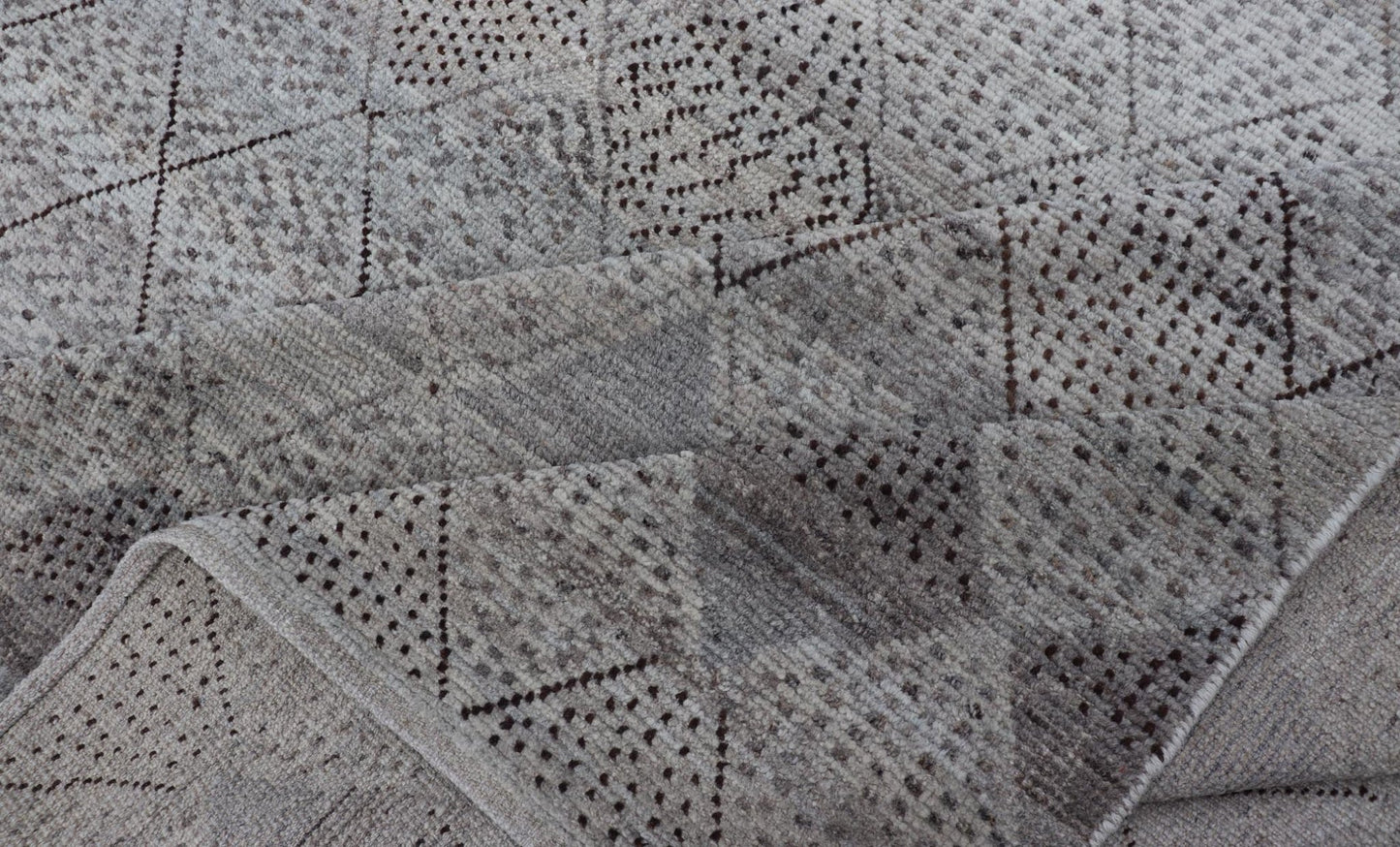 Very Large Modern Rug with Diamond Design in Gray, Taupe & Earth Tones, Keivan Woven Arts/ rug AFG - 41472, country of origin / type: Afghanistan / Modern Casual, circa Early - 21th Century. Measures: 18'3 x 26'6. This impressive rug with its... - Keivan Woven ArtsAFG - 41472 - 19526Rug