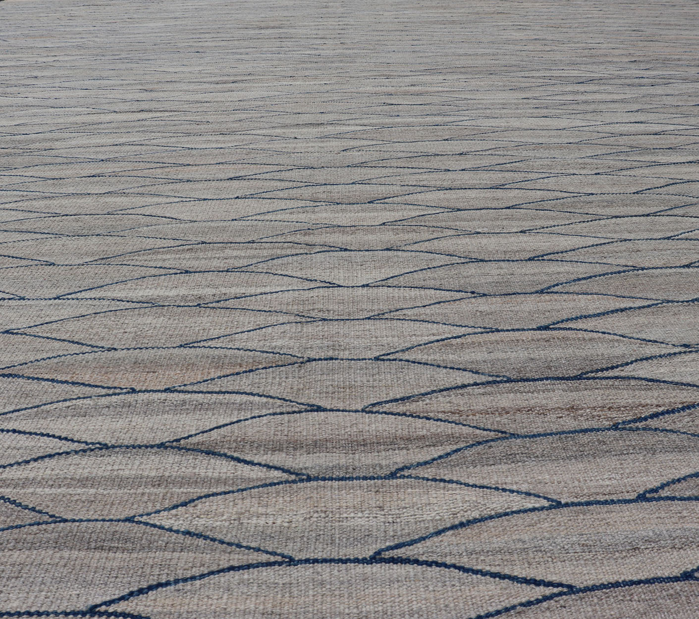 Large Modern Flat Weave Kilim in Wool with Shades of Gray and Rich Blue Measures; 14'0 x 18'10 This modern Kilim features a modern wave design spreading all across the field. The rug is rendered in a blend light gray to dark gray. The des... - Keivan Woven ArtsAFG - 43447 - 20145Rug