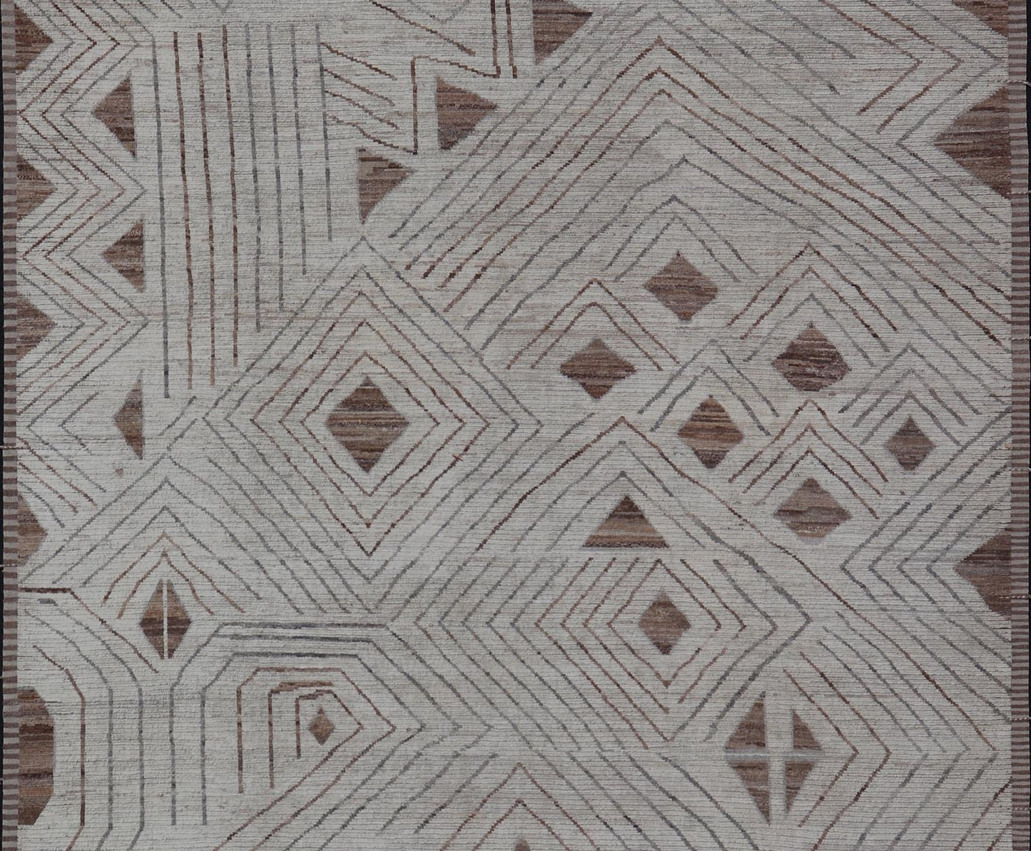 Fine Modern Rug in White & Light Brown Tones with Abstract & Geometric Design. Hand Knotted Modern Casual Sub - Geometric Tribal Design in Neutral Tones. Country of Origin: Afghanistan Keivan Woven Arts; AFG - 58215 Type: Modern Casual Design: Abstr... - Keivan Woven ArtsAFG - 58215 - 21547Rug