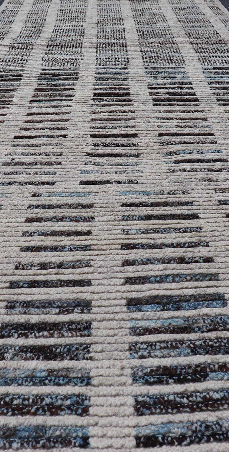 Distressed Modern runner in Black and White with A Modern Casual Vibe. Modern Wool Hand Knotted Black and White All - Over Modern Designed Runner. Keivan Woven Arts / AFG - 58430, country of origin / type: Afghanistan / Piled, condition: new Measure... - Keivan Woven ArtsAFG - 58430 - 21445Rug