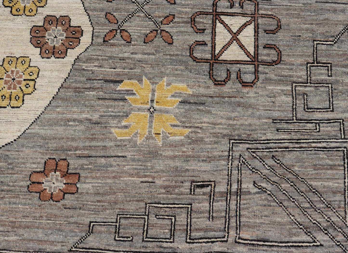 Modern Khotan Rug with Circular Medallions in Shades of Gray, Brown and Yellow. Keivan Woven Arts rug AFG - 67299, Keivan Woven Arts / country of origin / type: Afghanistan / Khotan. Measures: 12'8 x 15'1 This modern Khotan made rug features Sama... - Keivan Woven ArtsAFG - 67299 - 22938Rugs