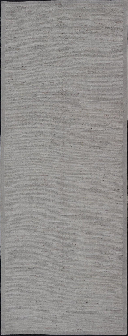 Modern Casual Gallery Runner in Neutral Tones with Shades of Cream to Ivory. Keivan Woven Arts rug AFG - 67941, country of origin / type: Afghanistan / Pile 21st Century. Measures: 7'0 x 18'4 This large gallery runner makes it perfect for modern ... - Keivan Woven ArtsAFG - 67941 - 25176