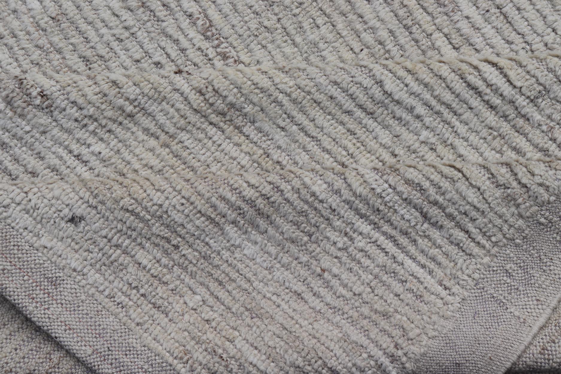 Modern Casual Gallery Runner in Neutral Tones with Shades of Cream to Ivory. Keivan Woven Arts rug AFG - 67941, country of origin / type: Afghanistan / Pile 21st Century. Measures: 7'0 x 18'4 This large gallery runner makes it perfect for modern ... - Keivan Woven ArtsAFG - 67941 - 25176Rug