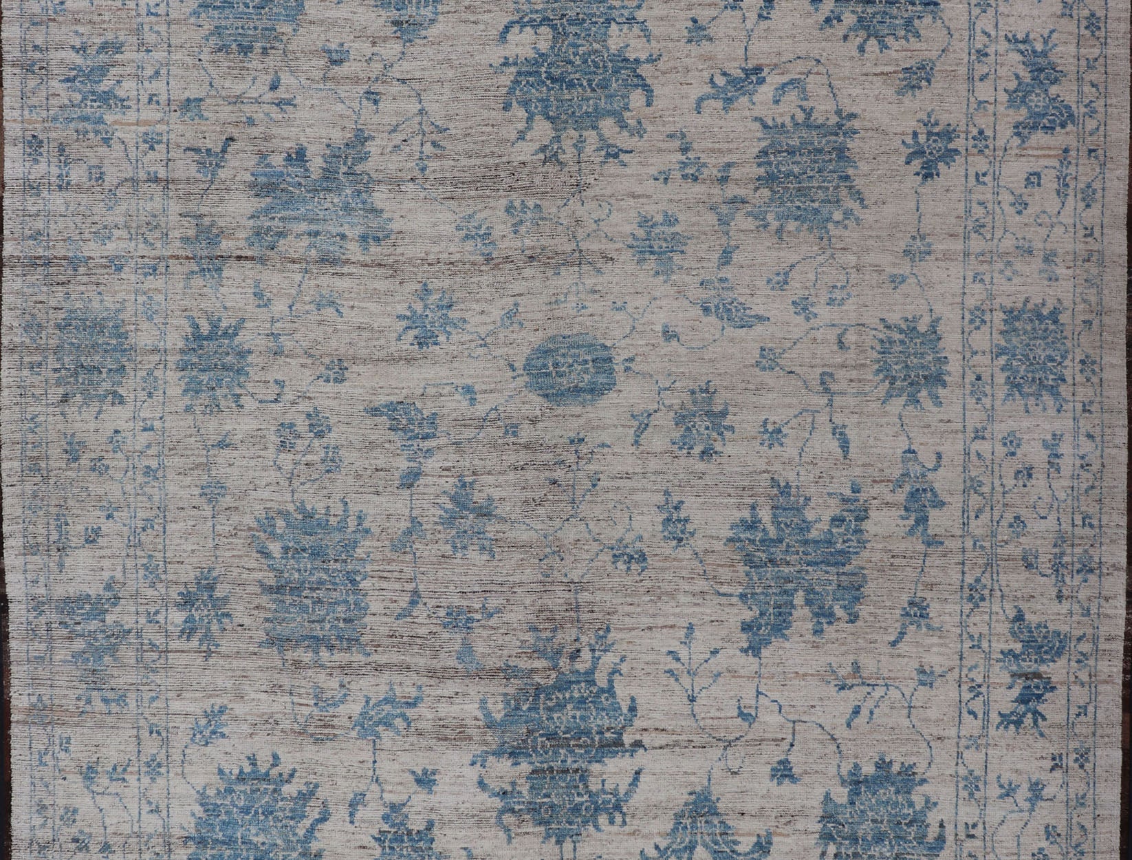 Measures: 9'5 x 12'1 Keivan Woven Arts Modern Oushak rug in light blue and off white. Keivan Woven Arts / rug AFGC - 39485 Early 21st Century. This Keiva Woven Arts Oushak design rug has been made with light blue and off white colors. This is... - Keivan Woven ArtsAFGC - 39485 - 18311Rug