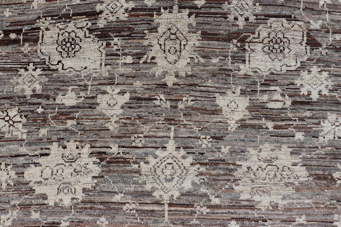 Modern Hand - Knotted Rug in Wool with Sub - Geometric Floral Oushak Design This modern casual rug has been hand - knotted. The rug features a modern sub - geometric Oushak design, replete with various motifs, the rug is rendered in earthy and neutral t... - Keivan Woven ArtsAFGC - 39775 - 17110Rug