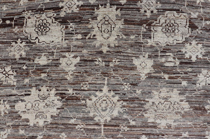 Modern Hand - Knotted Rug in Wool with Sub - Geometric Floral Oushak Design This modern casual rug has been hand - knotted. The rug features a modern sub - geometric Oushak design, replete with various motifs, the rug is rendered in earthy and neutral t... - Keivan Woven ArtsAFGC - 39775 - 17110Rug