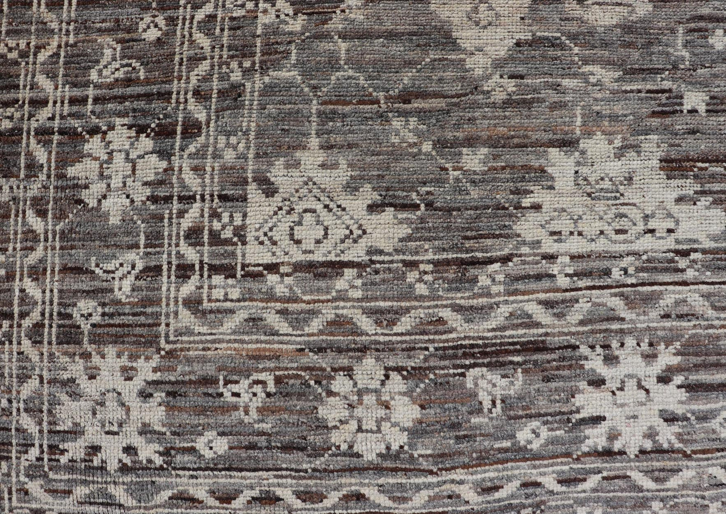 Modern Hand - Knotted Rug in Wool with Sub - Geometric Floral Oushak Design This modern casual rug has been hand - knotted. The rug features a modern sub - geometric Oushak design, replete with various motifs, the rug is rendered in earthy and neutral t... - Keivan Woven ArtsAFGC - 39775 - 17110Rug