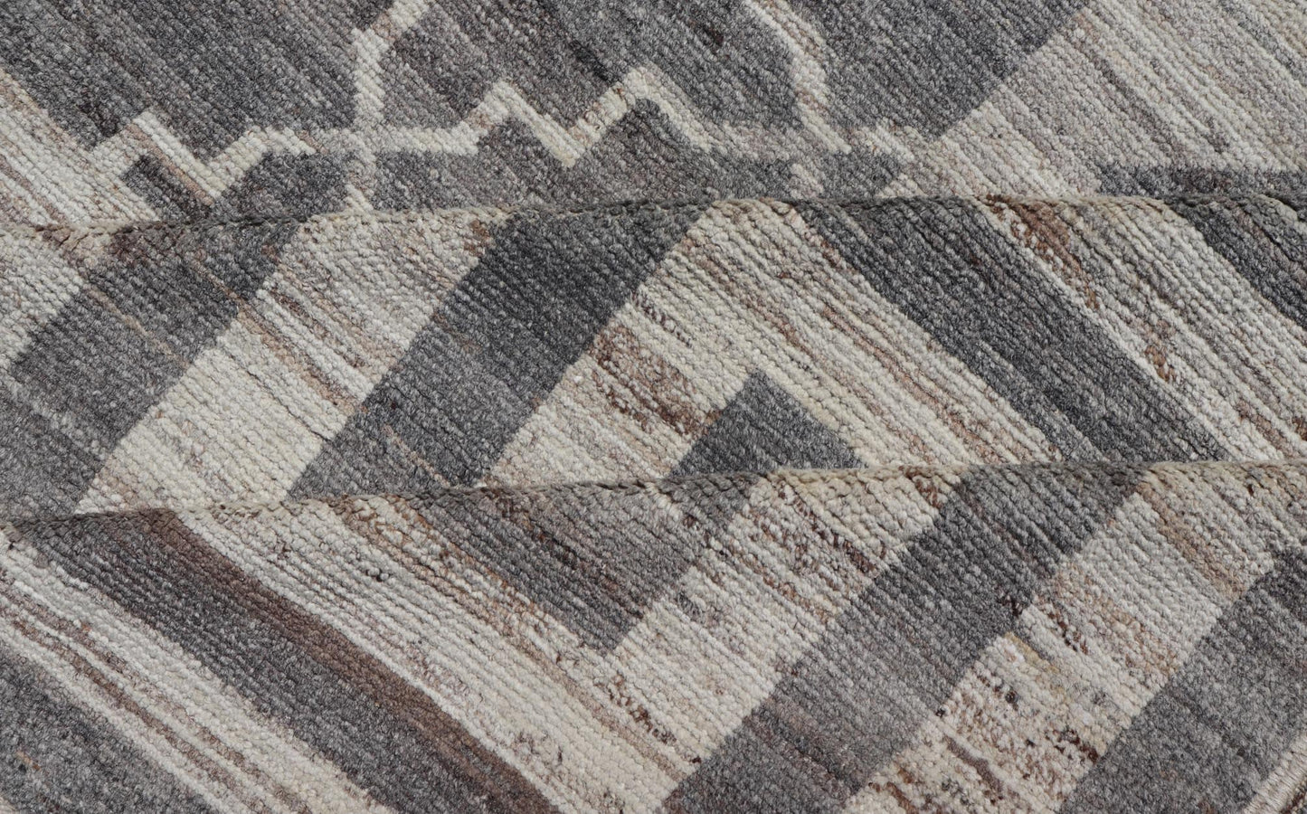 Modern Hand - Knotted Khotan Rug in Wool with Sub - Geometric & Greek Key Design This modern casual Khotan rug has been hand - knotted. The rug features a modern sub - geometric diamond design, enclosed within a Greek key design border; making this rug... - Keivan Woven ArtsAFGC - 39807 - 19376Rug