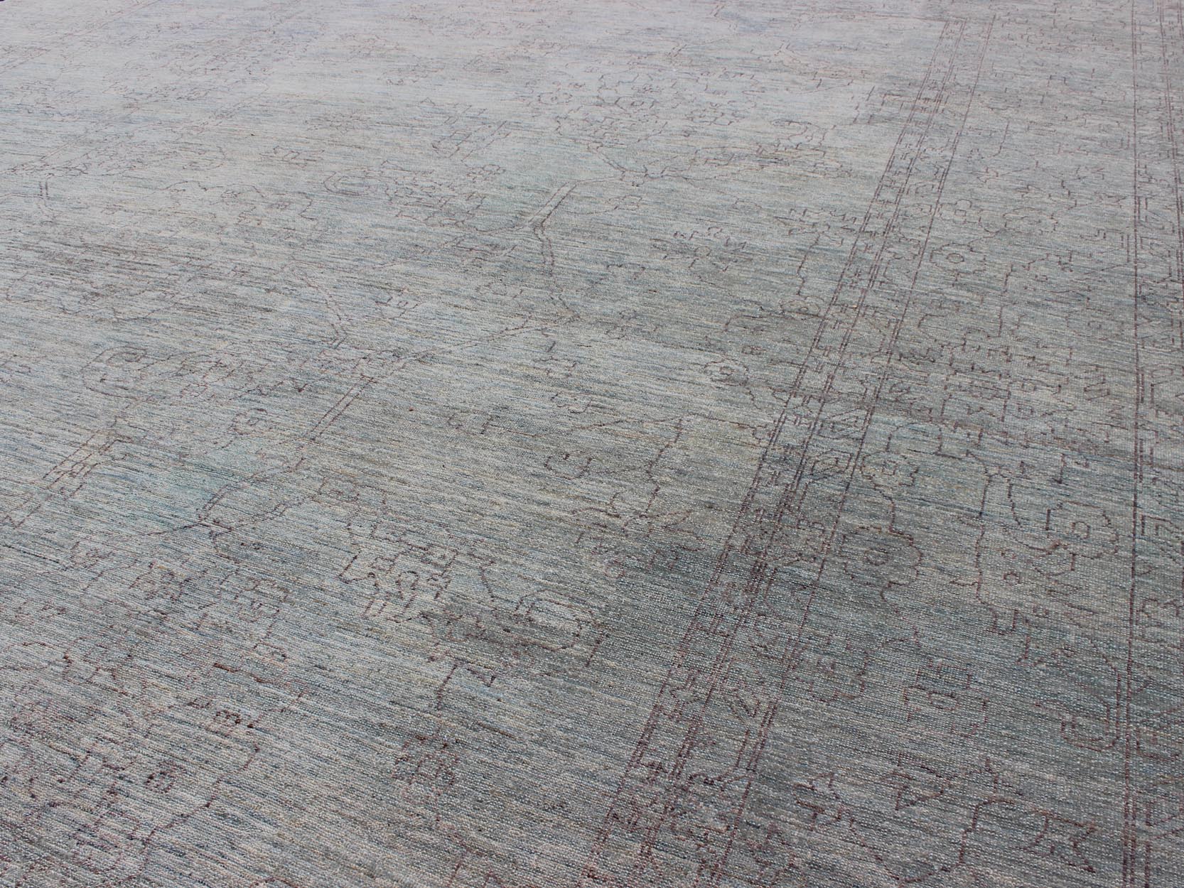 Keivan Woven Arts Finely made Transitional Rug with Stylized Geometric Motifs in Lavender and Light Blue Measures:12'2 x 15'1 finely woven Transitional rug in light blue background and lavender highlights, Keivan Woven Arts / rug AN - 1155... - Keivan Woven ArtsAN - 115547 - 3790Rug