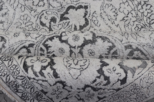 Vintage Sivas Cotton and Silk Rug in White, Gray and Charcoal Measures: 7'1 x 10'3 Sivas rugs are products of the Sivas province in central Turkey. This particular piece is characterized by a palette of cool colors such as light gray and ... - Keivan Woven ArtsAN - 118157 - 20964Rug