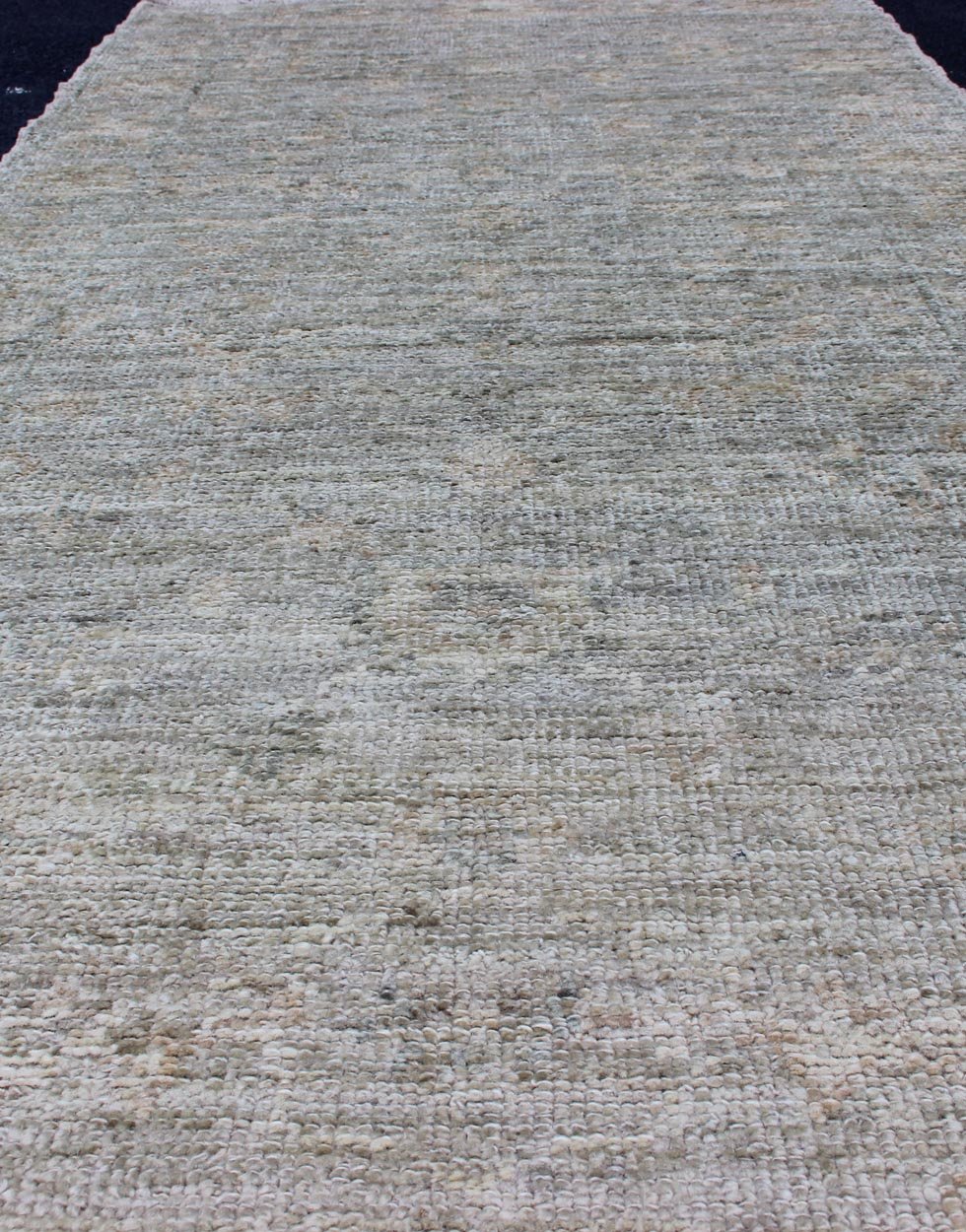 Keivan Woven Arts Turkish Angora Oushak Rug. Keivan Woven Arts / rug AN - 118233, country of origin / type: Turkey / Oushak. Antique reproduction Ushak, angora Oushak. Measures: 2'10 x 6'7 Made with a combination of angora and old wool, this magni... - Keivan Woven ArtsAN - 118233 - 8767Rug