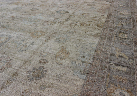 Turkish Angora Oushak Rug with All - Over Vining Floral Design Keivan Woven Arts. rug AN - 120598, country of origin / type: Turkey / Oushak. antique reproduction ushak, angora oushak. Measures: 11'8 x 15'1 The design of this beautiful Oushak rug, T... - Keivan Woven ArtsAN - 120598 - 6276Rug