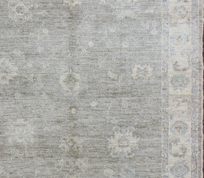 Keivan Woven Arts Angora Oushak Area Rug With Pastel Colors. Keivan Woven Arts Oushak Angora with Floral Design. Keivan Woven Arts rug AN - 122750, country of origin / type: Turkey / Angora Oushak. Measures: 5'2 x 7'6 From our Angora coll... - Keivan Woven ArtsAN - 122750 - 8639Rug