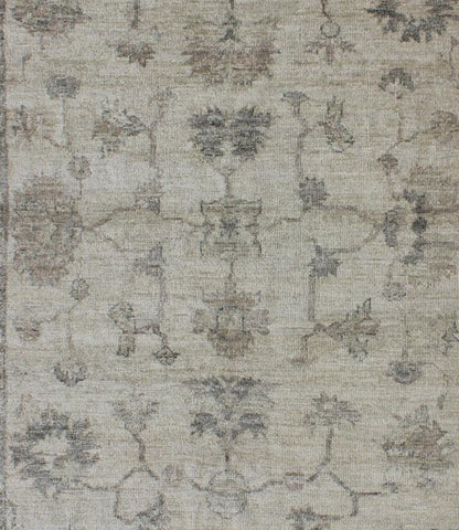 Angora Oushak Turkish Rug By Keivan Woven Arts. rug AN - 125737, Keivan Woven Arts / country of origin / type: Turkey / Angora Oushak. Measures: 6'0 x 8'7 - Keivan Woven ArtsAN - 125737 - 7649Rug