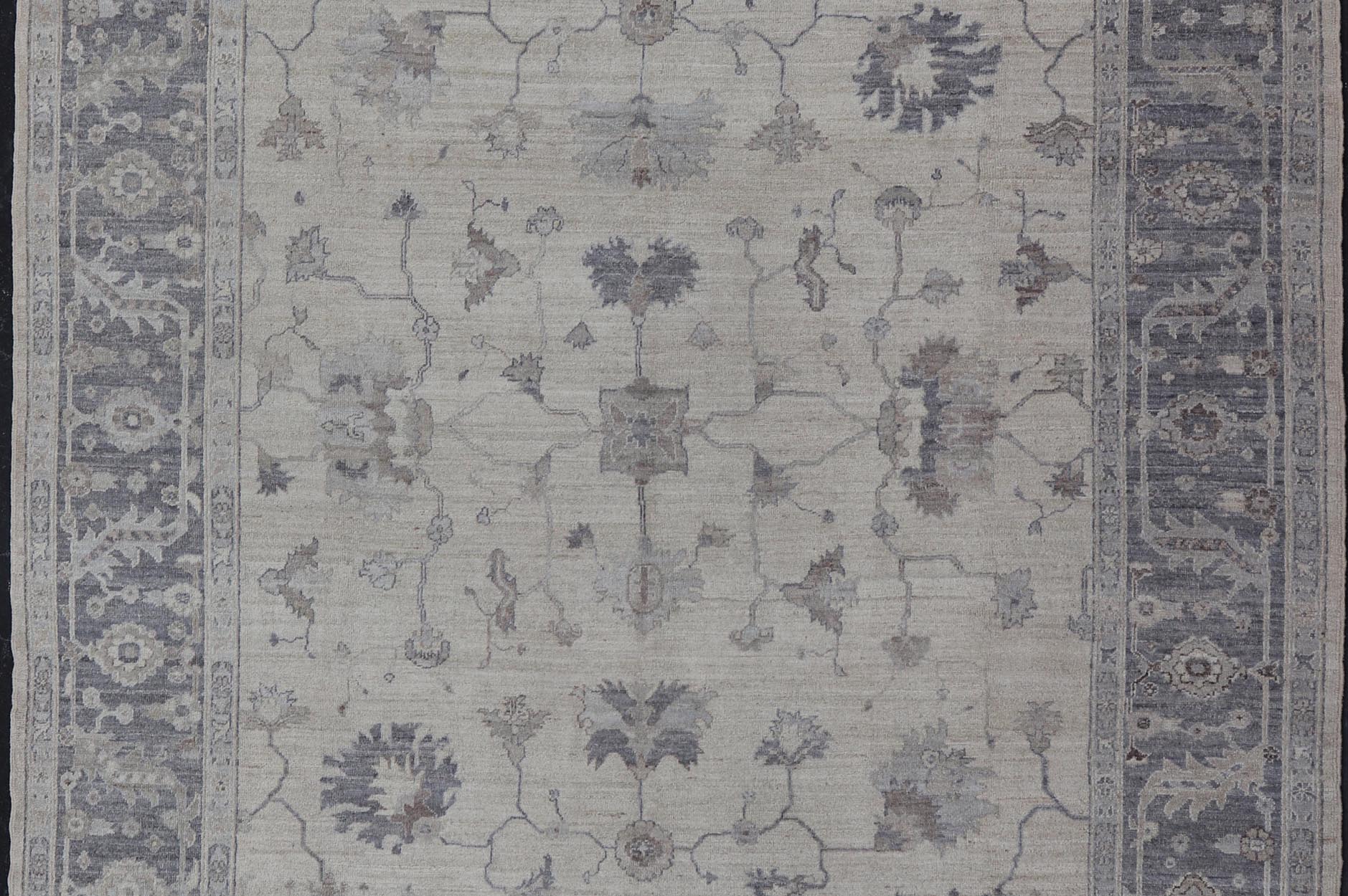 Angora Oushak Turkish Rug in Shades of Gray, Ivory, Silver by Keivan Woven Arts . rug AN - 126211, country of origin / type: Turkey / Angora Oushak. Measures: 12'9 x 14'11 The rug displays an elegant traditional design with a muted color palette, p... - Keivan Woven ArtsAN - 126211 - 19298Rug