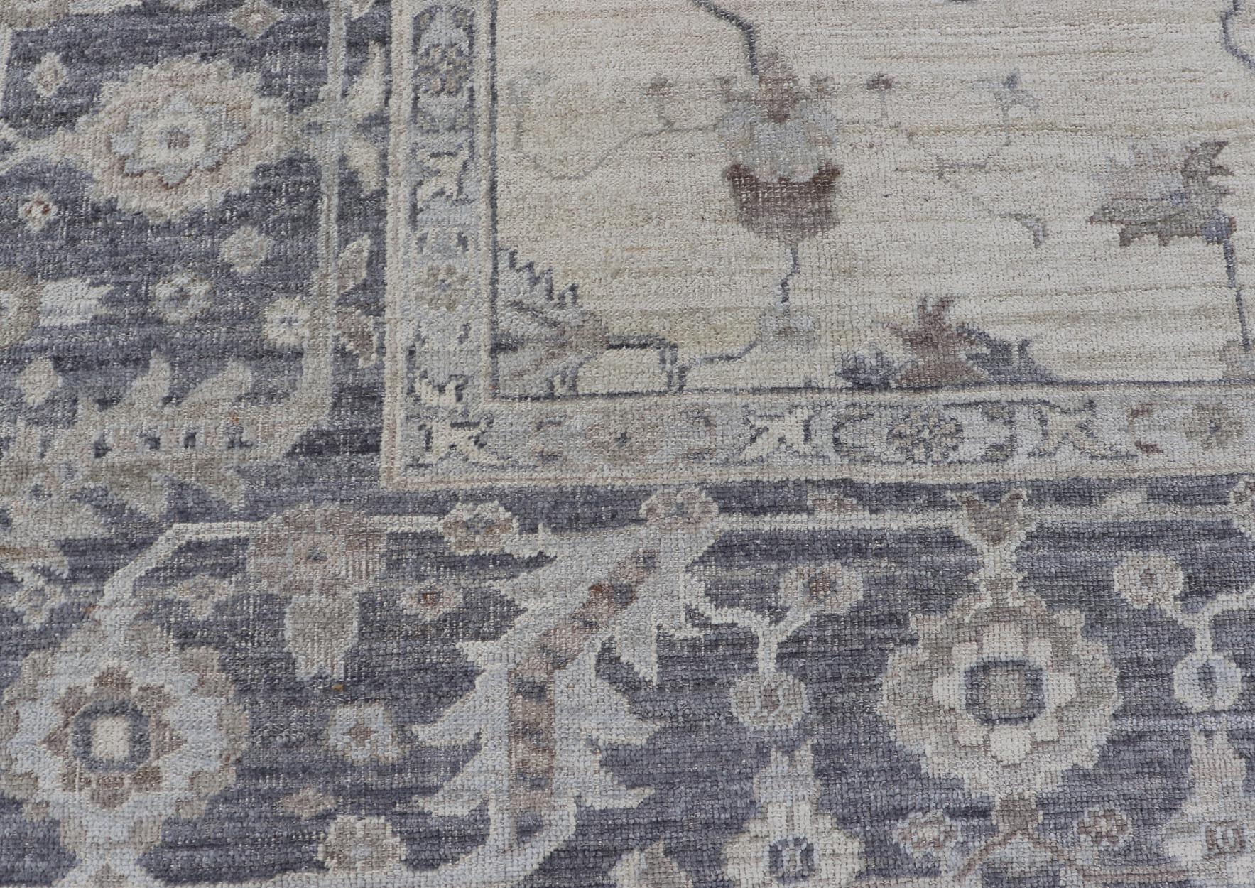Angora Oushak Turkish Rug in Shades of Gray, Ivory, Silver by Keivan Woven Arts . rug AN - 126211, country of origin / type: Turkey / Angora Oushak. Measures: 12'9 x 14'11 The rug displays an elegant traditional design with a muted color palette, p... - Keivan Woven ArtsAN - 126211 - 19298Rug