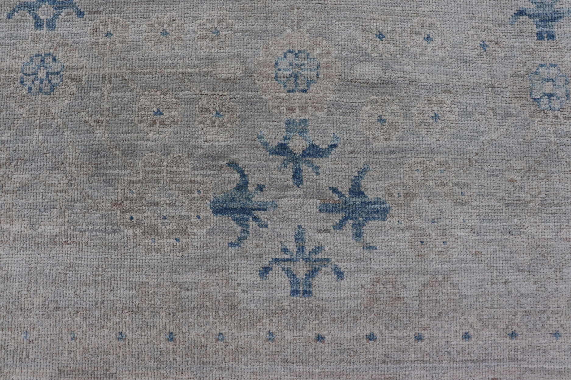 Measures: 8'0 x 10'2 Modern All - Over Floral Oushak with Light Gray Background And Neutral Colors. Keivan Woven Arts rug AWR - 12036 Country of Origin: Afghanistan Type: Oushak Design: Floral, All - Over, Abstract Floral. This Oushak was hand - kno... - Keivan Woven ArtsAWR - 12036 - 23366Rug