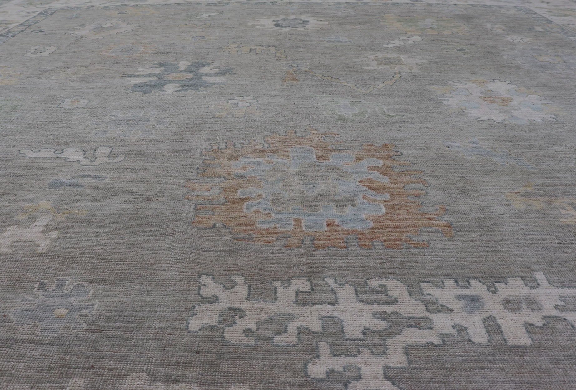 Measures: 11'11 x 14'8 All - Over Floral Modern Oushak with Light Tan Background and Cream Border. Keivan Woven Arts rug AWR - 12125 Country of Origin: Afghanistan Type: Oushak Design: Floral, All - Over, Abstract Floral. This Oushak was hand - knott... - Keivan Woven ArtsAWR - 12125 - 23390Rug