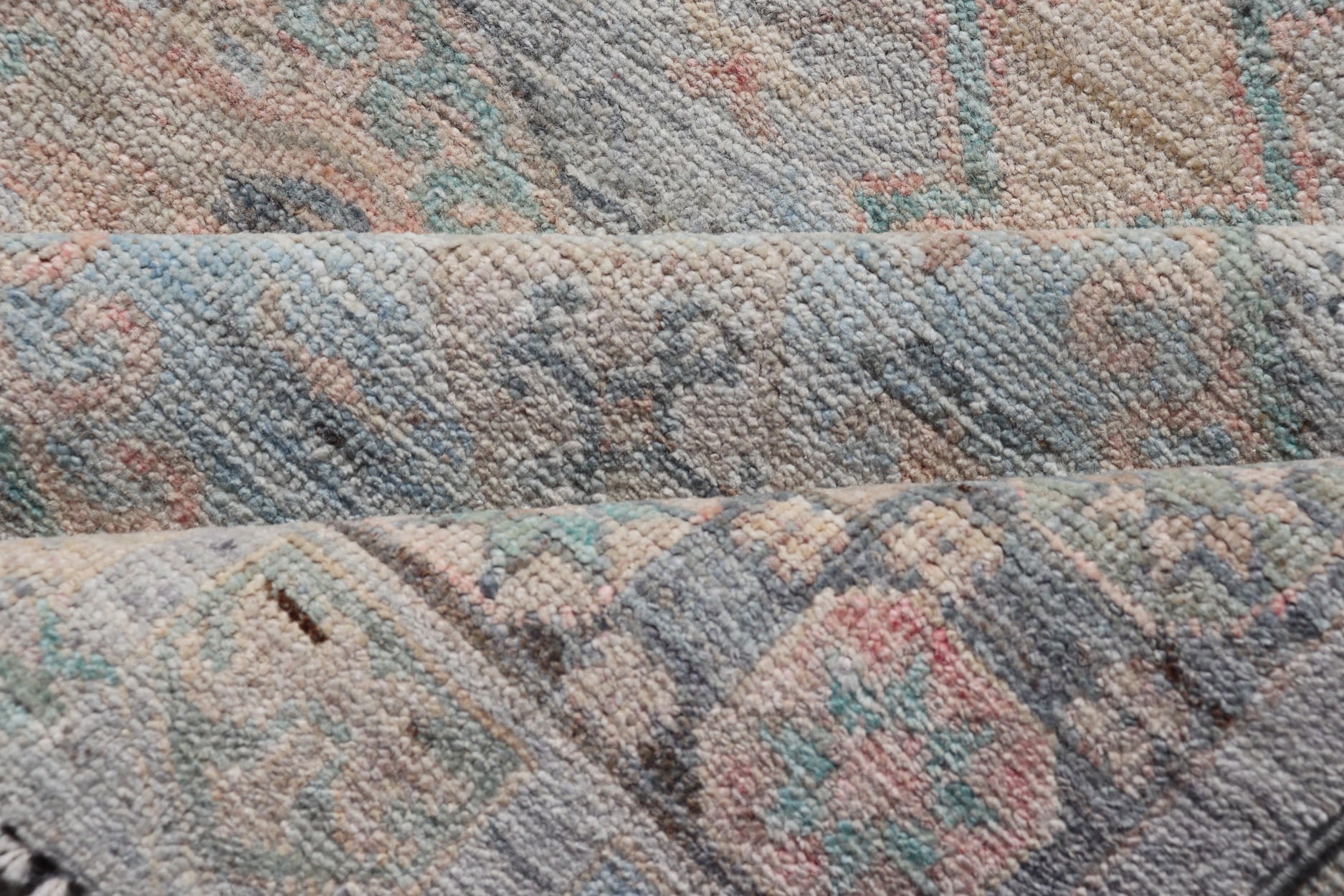 Measures: 4'11 x 6'3 Large Medallion Design Modern Oushak on a Light Blue Field With Multi Colors. Keivan Woven Arts; rug AWR - 12297 Country of Origin: Afghanistan Type: Oushak Circa 2020 This modern Oushak features large medallions in the cente... - Keivan Woven ArtsAWR - 12297 - 23235Rug
