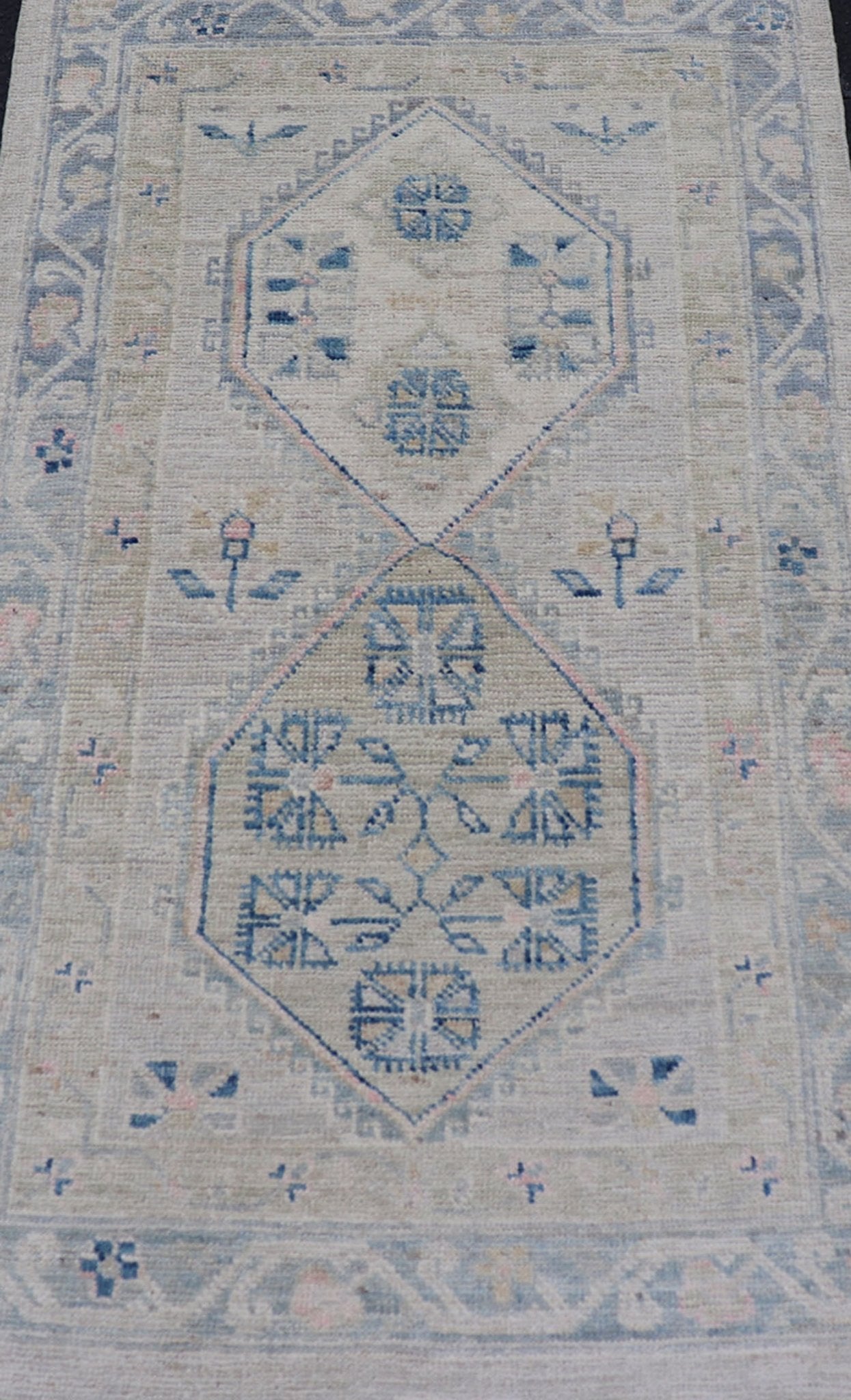Measures: 2'6 x 4'5 Floral Medallion Oushak Rug with Tribal Motifs and A Cream Background. Keivan Woven Arts; rug AWR - 12391 Country Of Origin: Afghanistan Type: Oushak Design: Medallion, Floral, All - Over. This Hand - Knotted Oushak presents a ... - Keivan Woven ArtsAWR - 12391 - 23270Rug