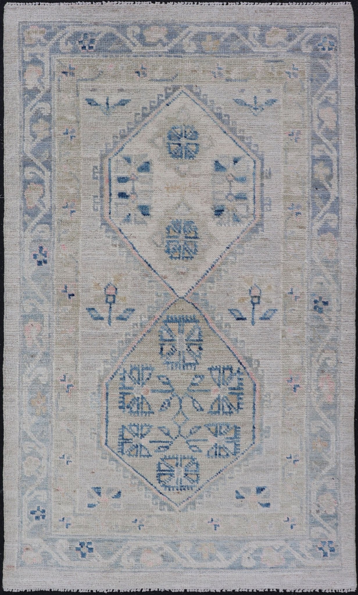 Measures: 2'6 x 4'5 Floral Medallion Oushak Rug with Tribal Motifs and A Cream Background. Keivan Woven Arts; rug AWR - 12391 Country Of Origin: Afghanistan Type: Oushak Design: Medallion, Floral, All - Over. This Hand - Knotted Oushak presents a ... - Keivan Woven ArtsAWR - 12391 - 23270Rug