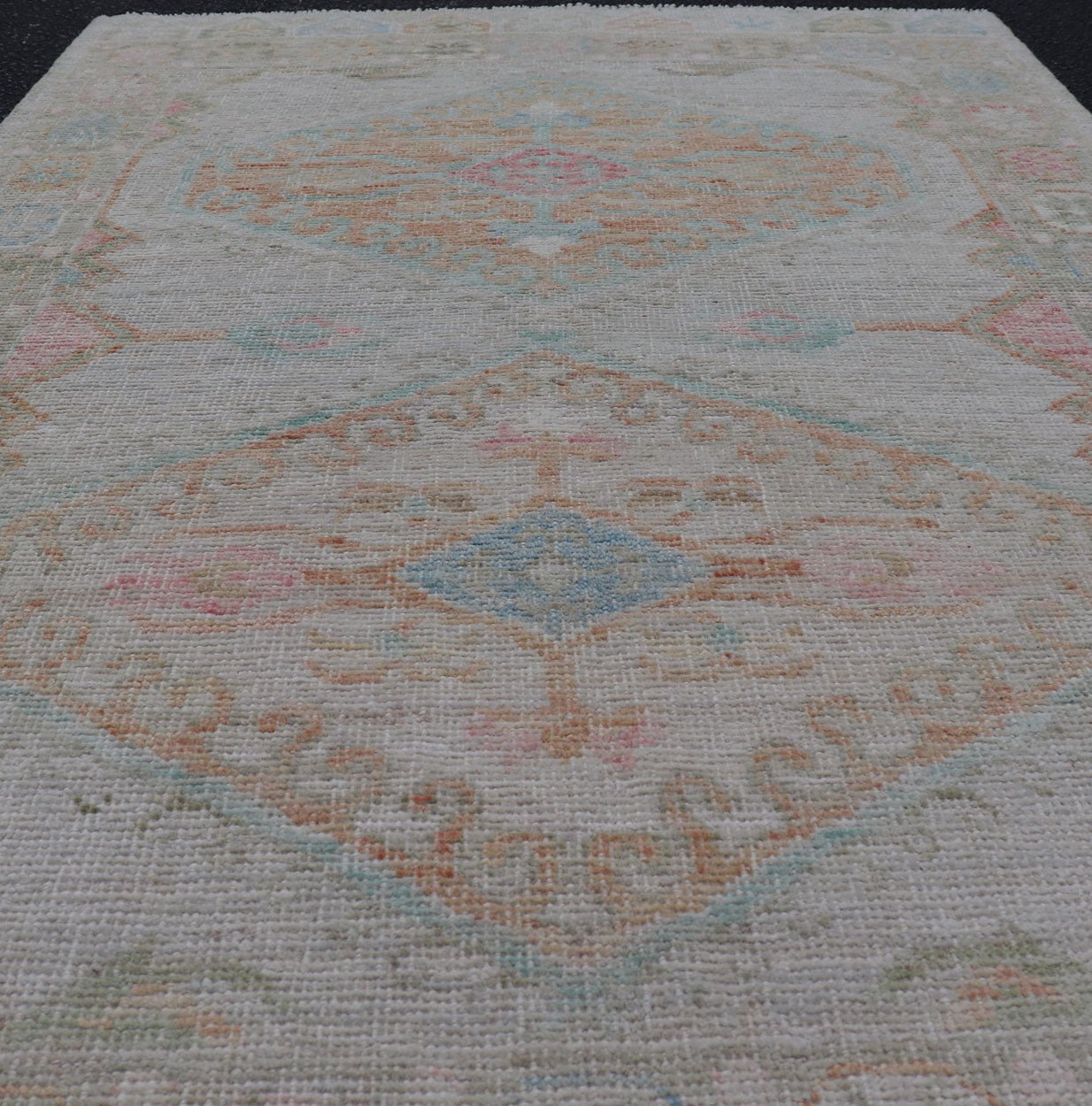 Measures: 3'3 x 5'2 Modern Oushak in Light Cream Background With Copper and Green Colors. Country of Origin: Afghanistan Type: Oushak Keivan Woven Arts; rug / AWR - 12425, Design: Floral, All - Over. 21 - st Century. The border and background of t... - Keivan Woven ArtsAWR - 12425 - 23282Rug