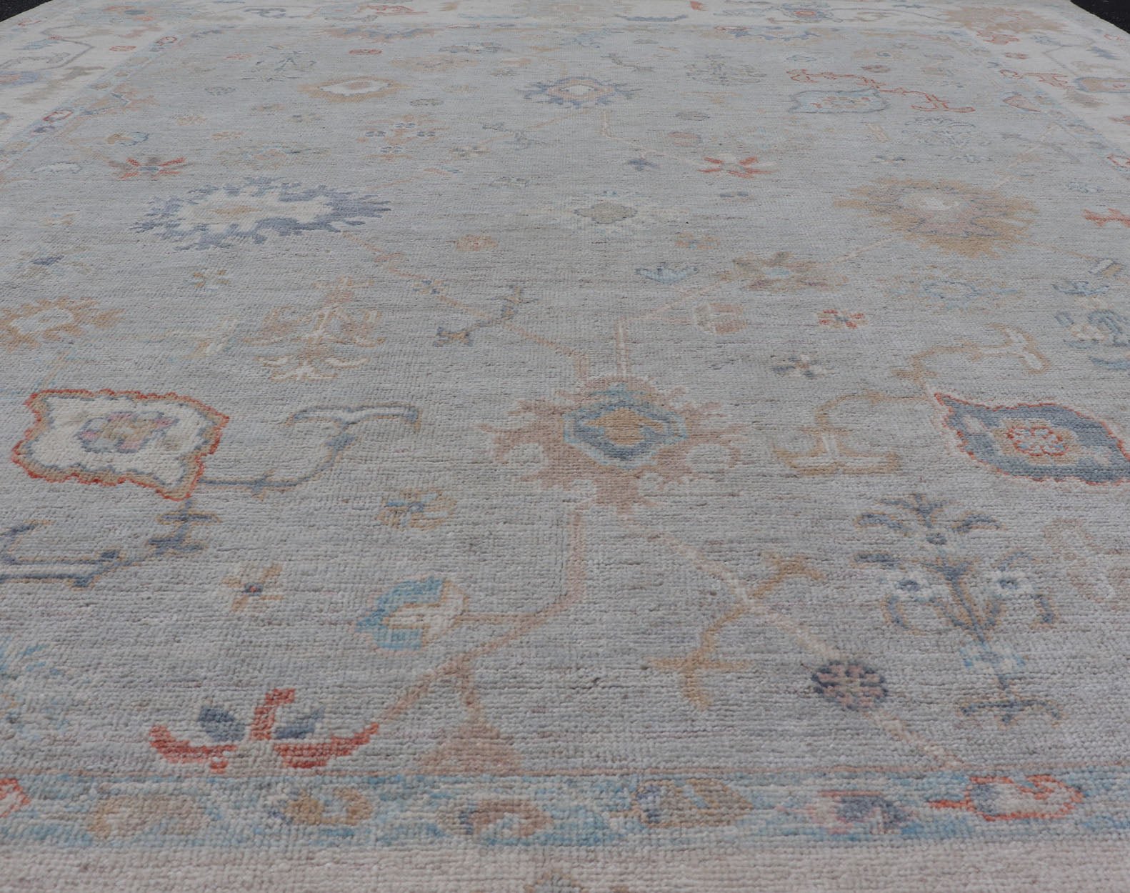 Measures: 8'3 x10'0 Modern All - Over Floral Oushak with a Light Gray Background With Delicate Accents. Keivan Woven Arts: rug AWR - 12577 Country of Origin: Afghanistan Type: Oushak Design: All - Over, Floral, 21st Century. Modern Oushak featuring an... - Keivan Woven ArtsAWR - 12577 - 23378Rug