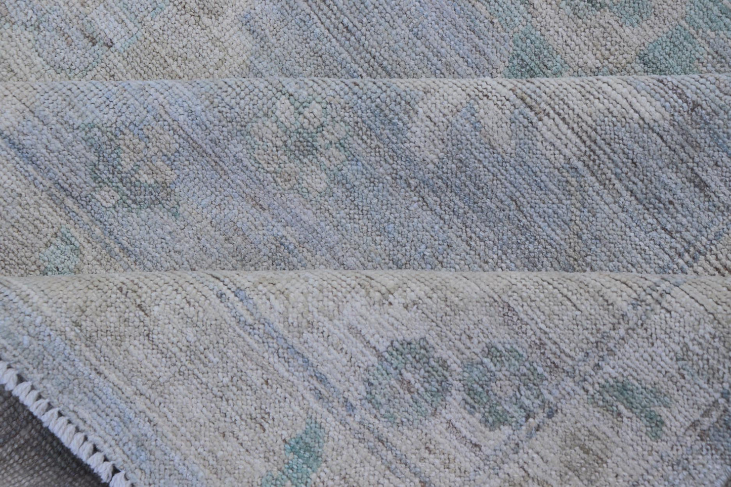 Modern Oushak with Floral Motifs with Cream, Grey, Blue, and Powder Blue. Keivan Woven Arts; rug AWR - 17319 Country of Origin: Afghanistan Type: Oushak Design: Floral, All - Over Abstract - Tribal 21st century. Measures: 9'3 x 11'8 This modern Ousha... - Keivan Woven ArtsAWR - 17319 - 25000Rug
